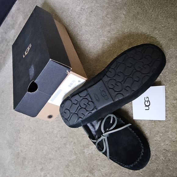 Olsen Slipper (Men)UGG® - Picture 3 of 5